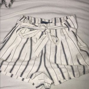 Paper bag waist shorts